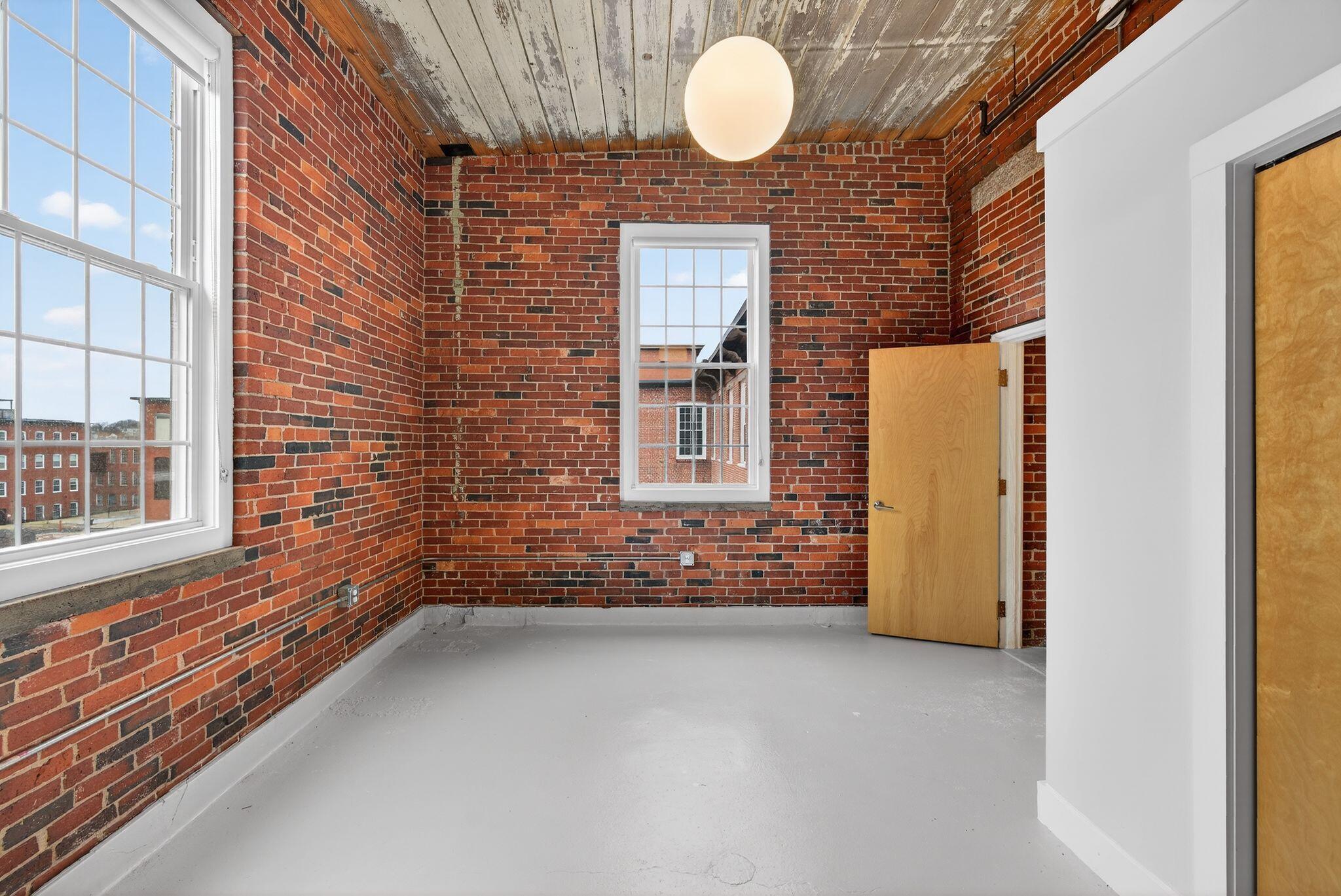 2 Main Street Biddeford ME 04005