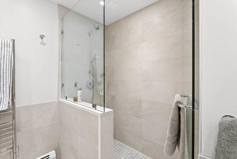 27 E Beach Road Casco ME 04015