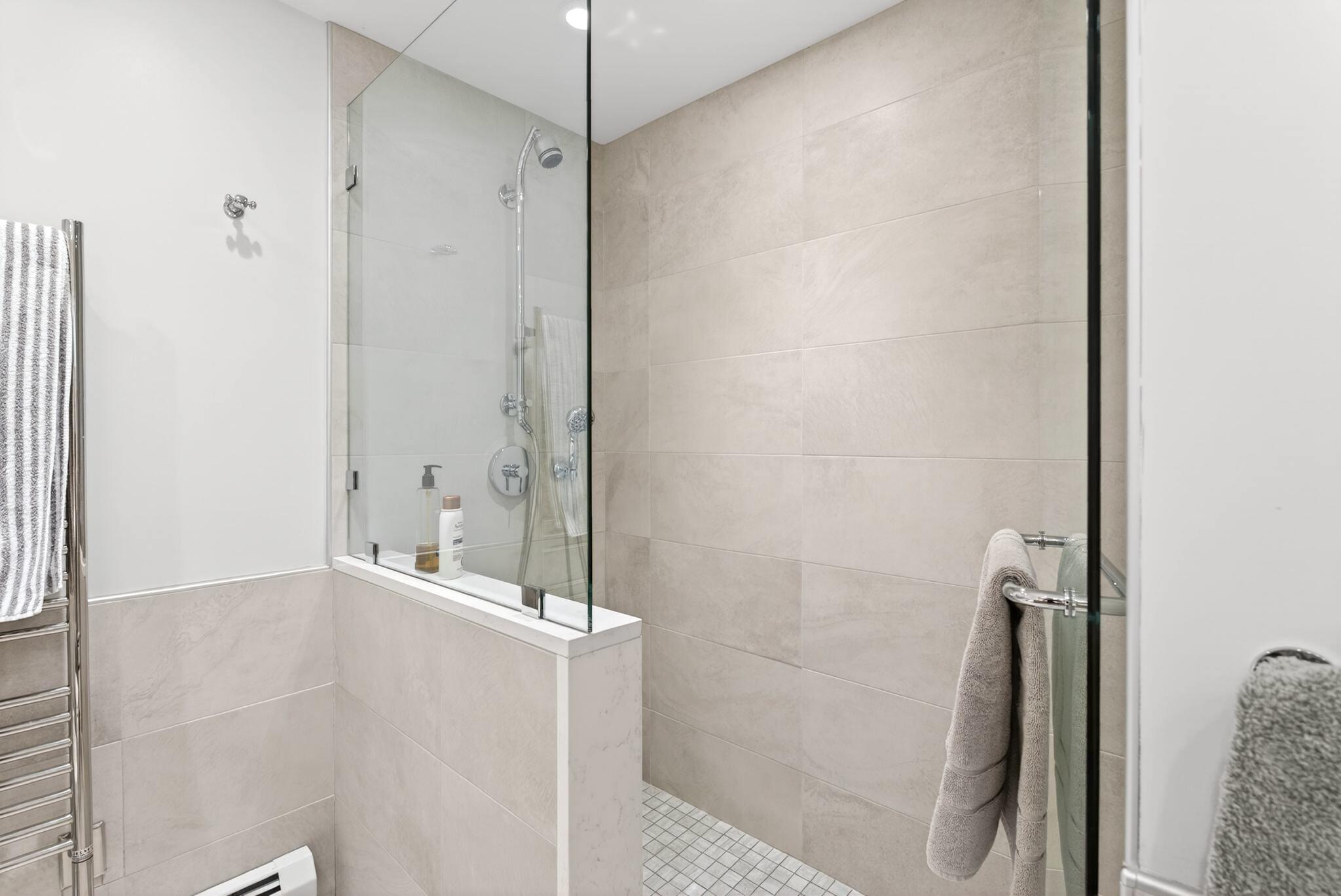 27 E Beach Road Casco ME 04015