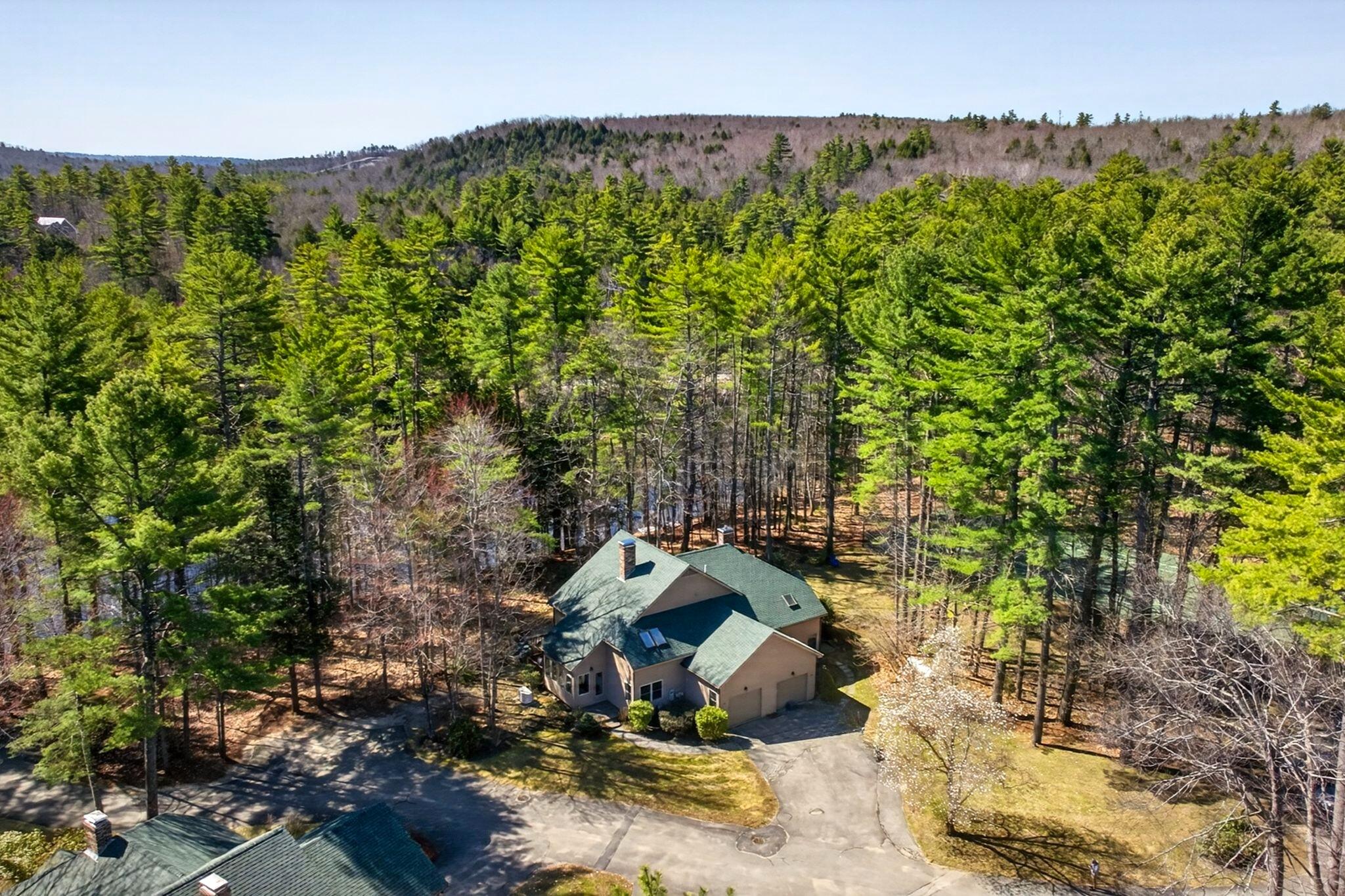 27 E Beach Road Casco ME 04015