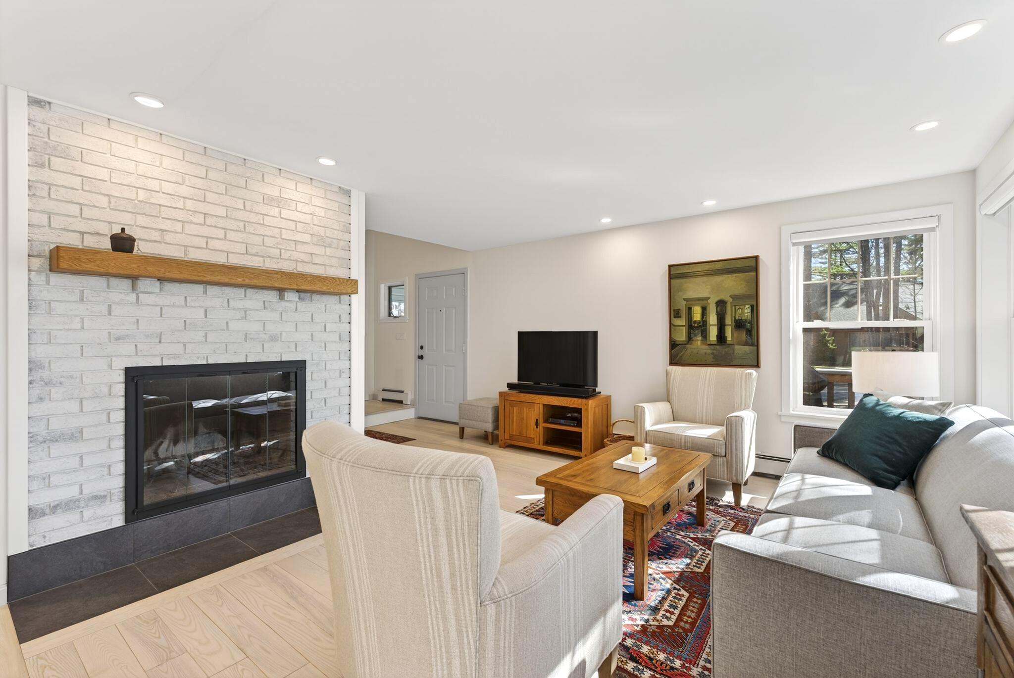 27 E Beach Road Casco ME 04015
