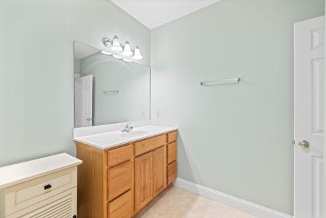 106 Farragut Way Kennebunk ME 04043