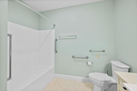 106 Farragut Way Kennebunk ME 04043