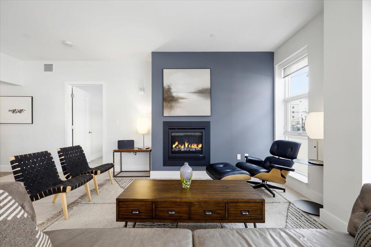 387 Commercial Street Portland ME 04101