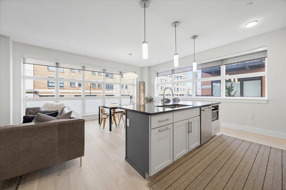 387 Commercial Street Portland ME 04101