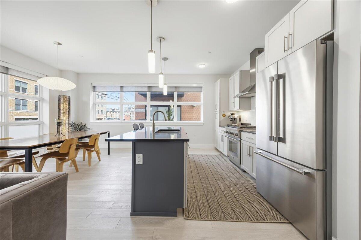 387 Commercial Street Portland ME 04101