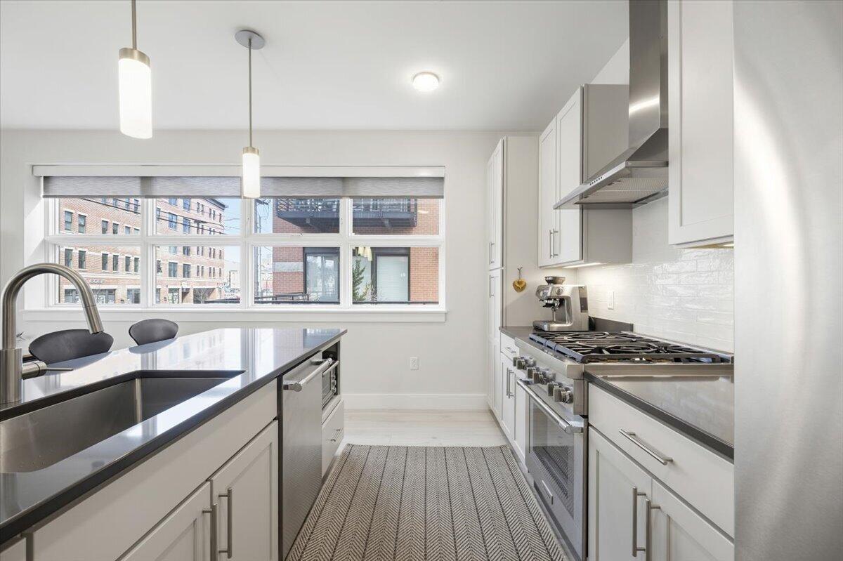 387 Commercial Street Portland ME 04101