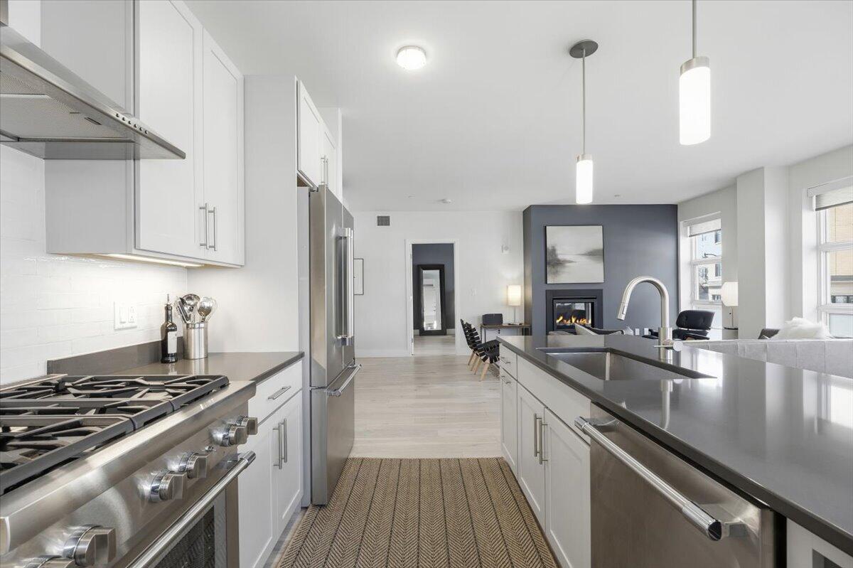 387 Commercial Street Portland ME 04101