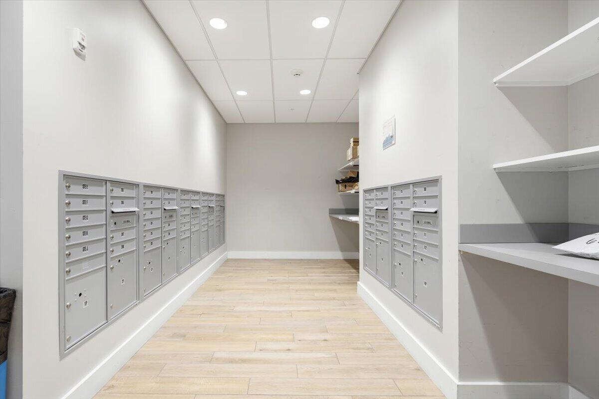 387 Commercial Street Portland ME 04101