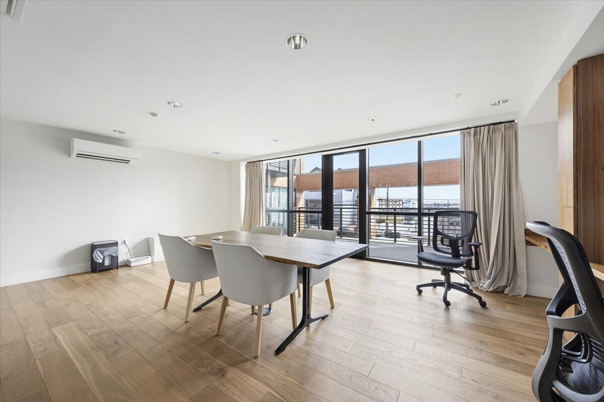 387 Commercial Street Portland ME 04101