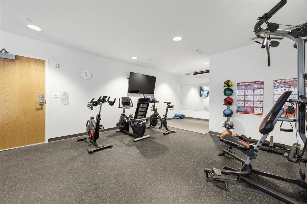 387 Commercial Street Portland ME 04101