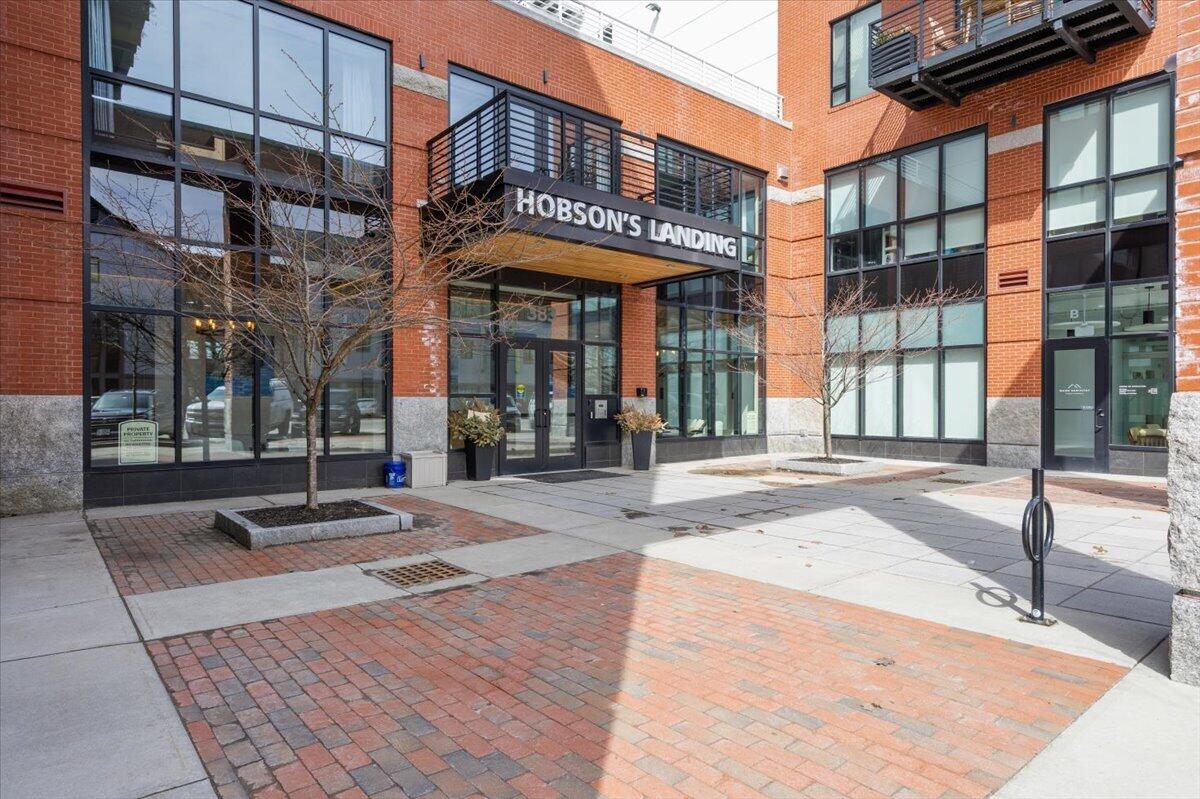 387 Commercial Street Portland ME 04101