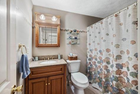 6 Laurel Circle Kennebunk ME 04043