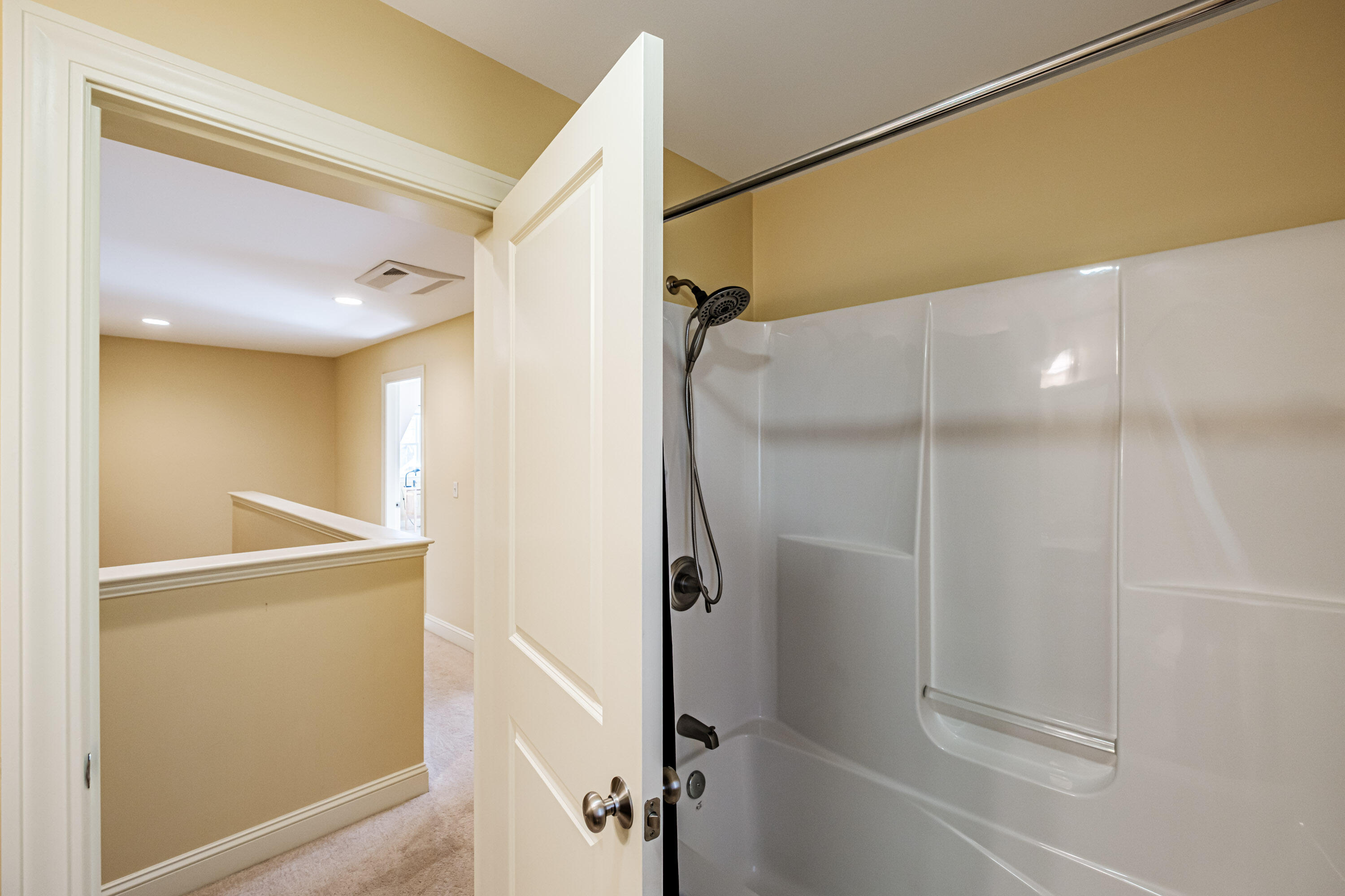 29 Mccann Way Scarborough ME 04074