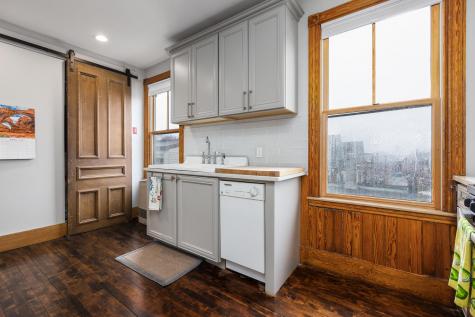20 Dow Street Portland ME 04102