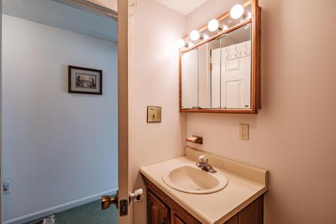 21 Daffodil Court Naples ME 04055