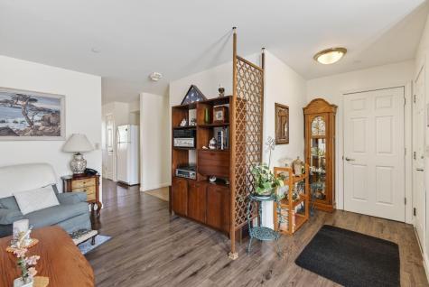 31 Guadalcanal Drive Brunswick ME 04011