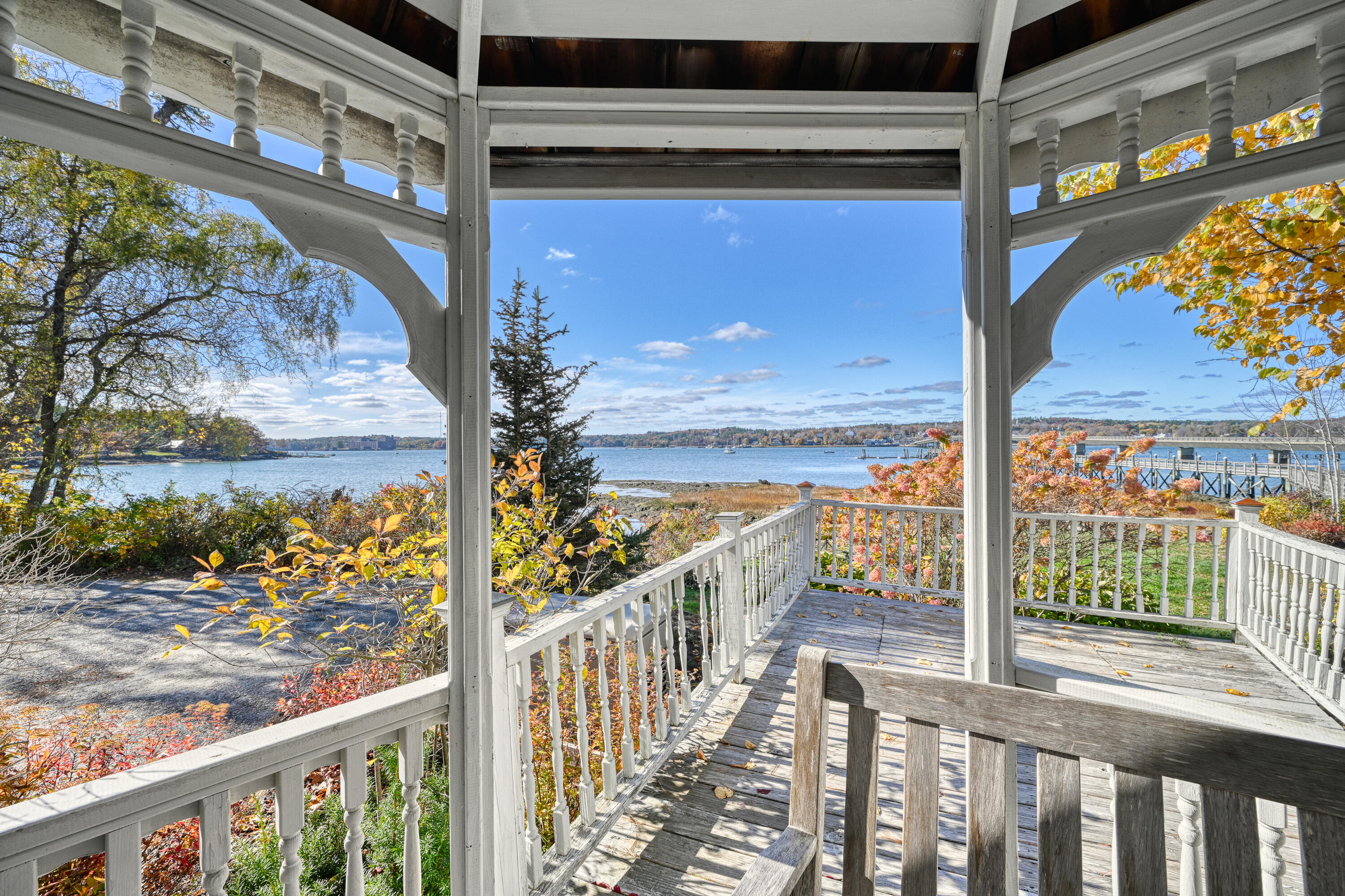 11 Island Lane Edgecomb ME 04556