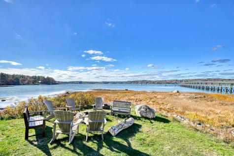 11 Island Lane Edgecomb ME 04556