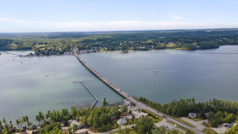 11 Island Lane Edgecomb ME 04556