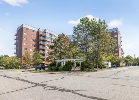 148 Breakwater Drive South Portland ME 04106