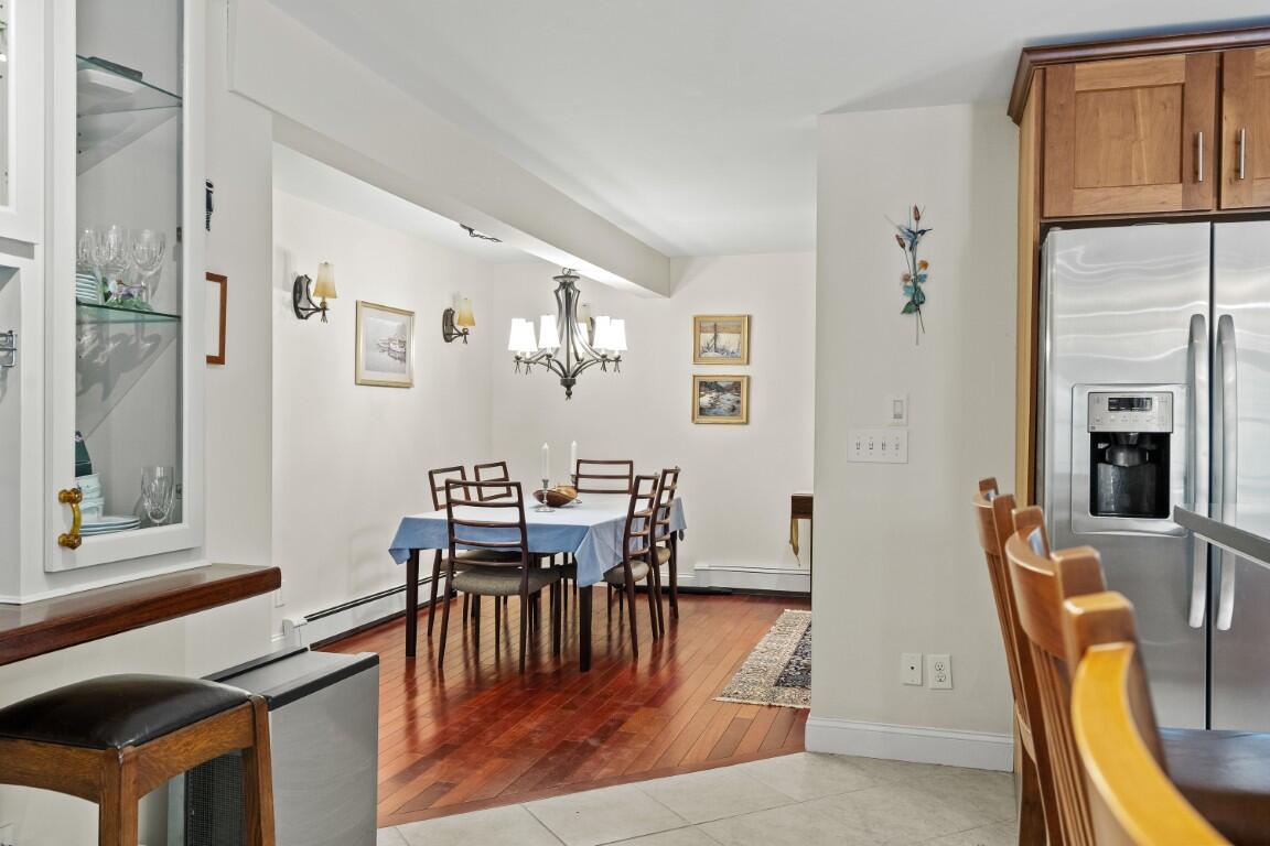 5 Hillside Place Boothbay ME 04537