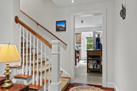 5 Hillside Place Boothbay ME 04537