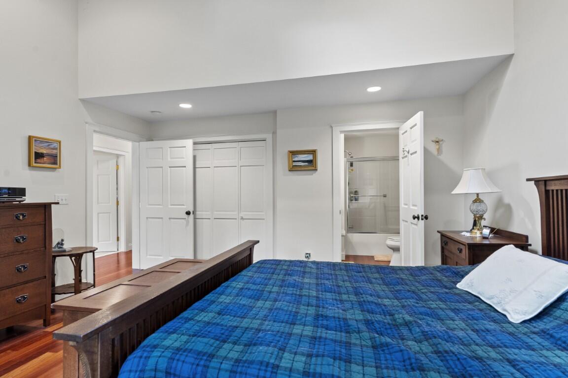 5 Hillside Place Boothbay ME 04537