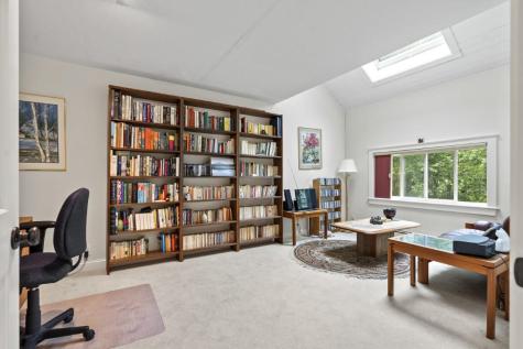 5 Hillside Place Boothbay ME 04537