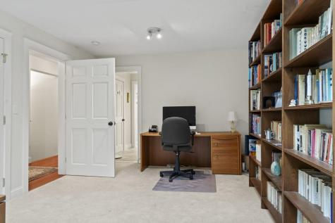 5 Hillside Place Boothbay ME 04537