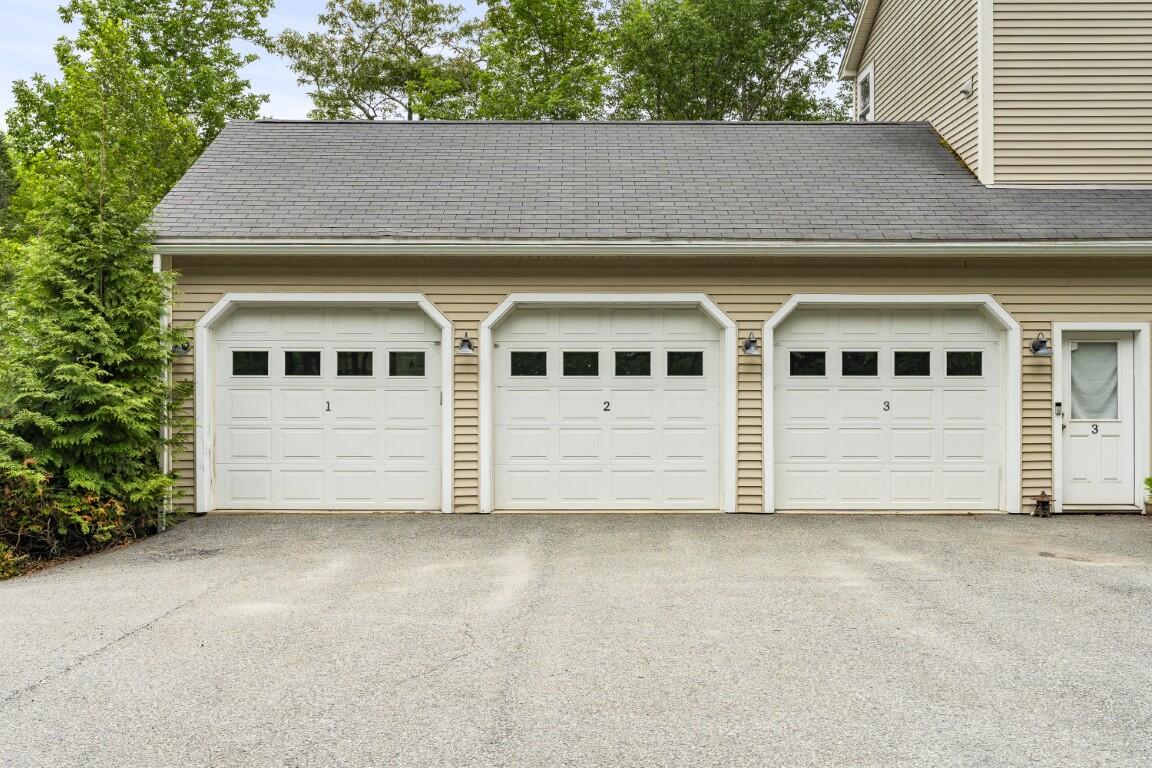 5 Hillside Place Boothbay ME 04537