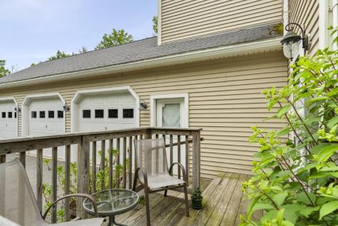 5 Hillside Place Boothbay ME 04537