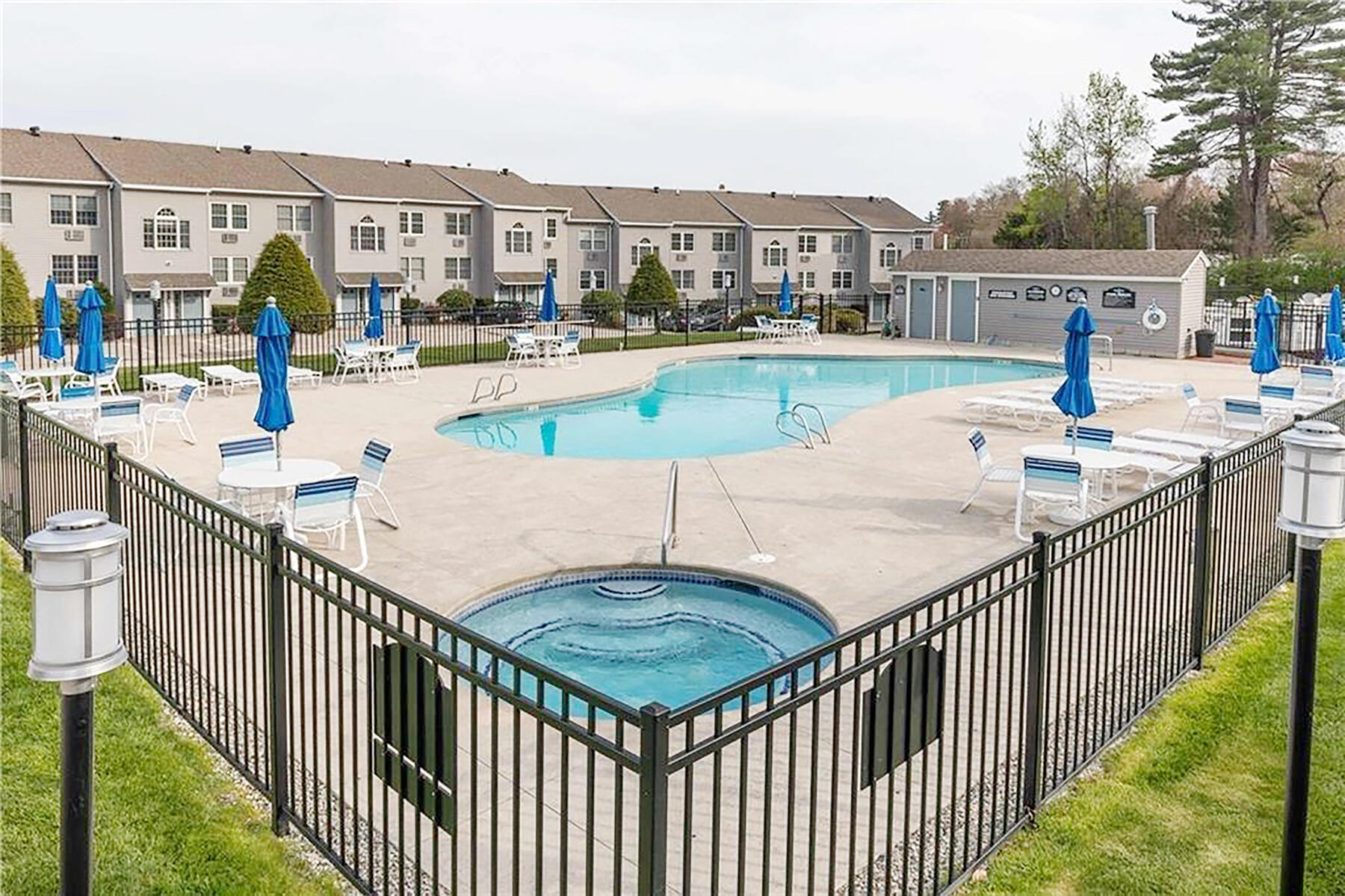 Wells ME, 1801 Post Road, Unit 169