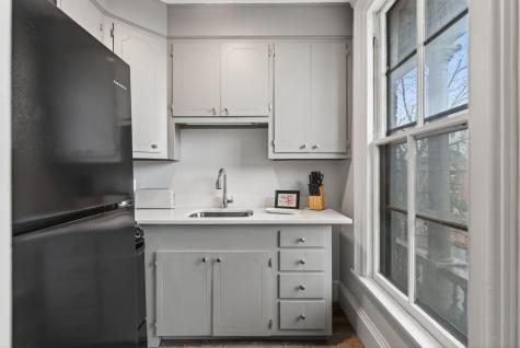 138 Pine Street Portland ME 04102