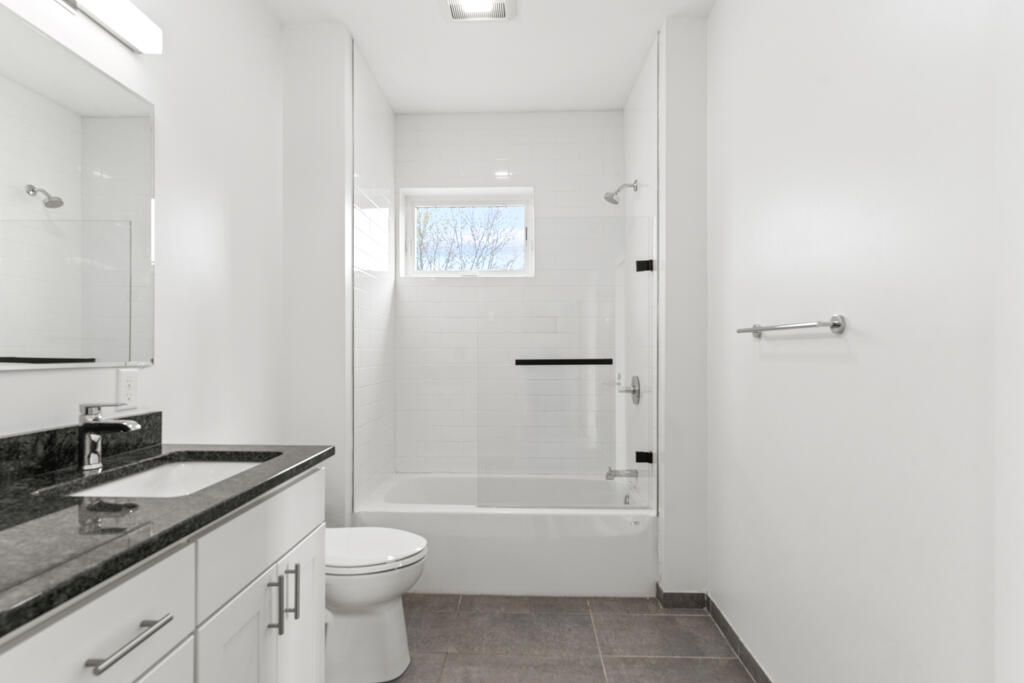 531 Westbrook Street South Portland ME 04106