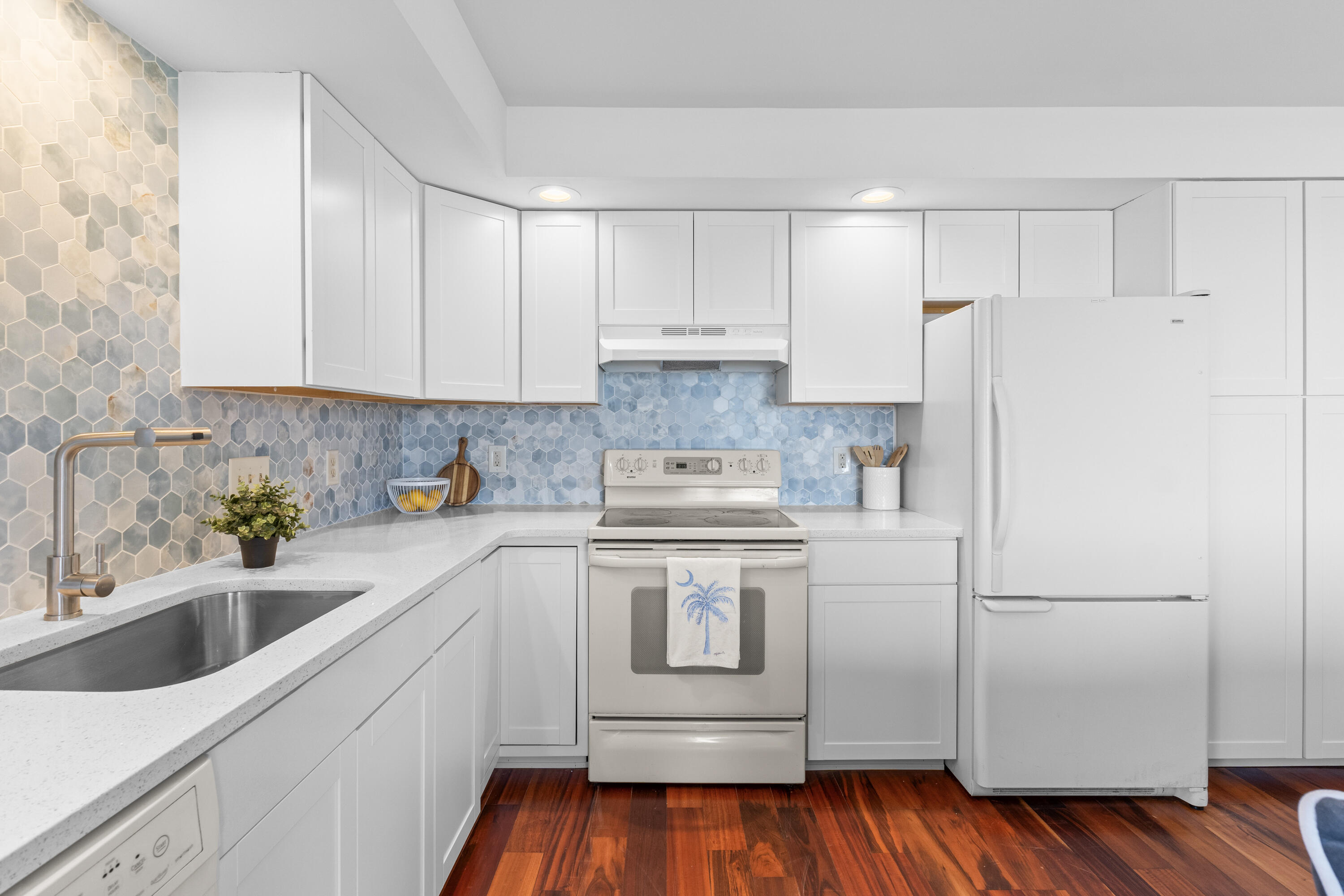 39 Ocean Avenue York ME 03909
