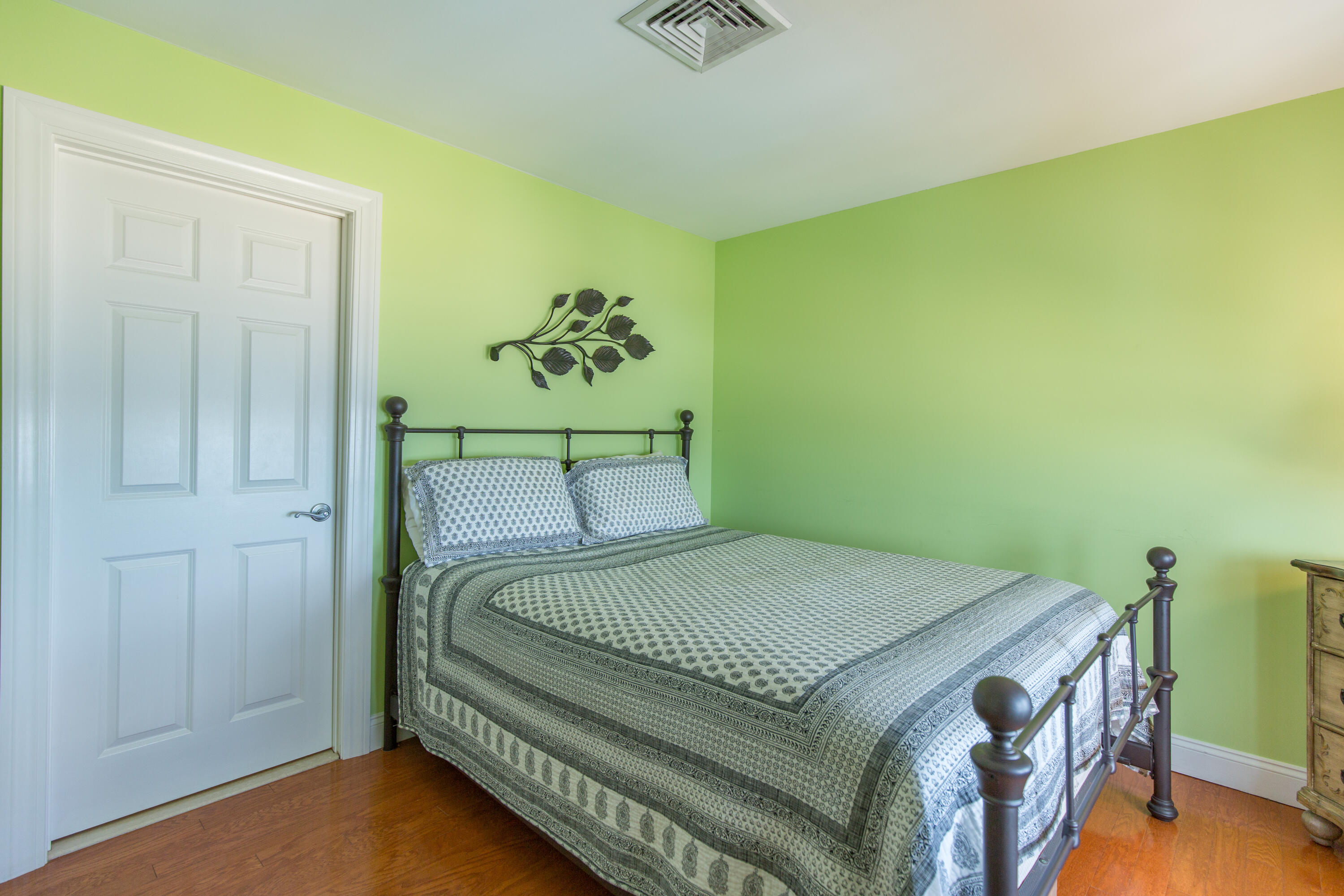 1 E Grand Avenue Old Orchard Beach ME 04064