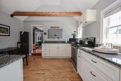 30 York Street Kennebunk ME 04043