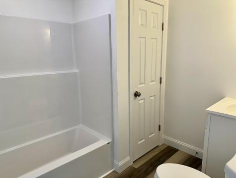 29 Village Circle Augusta ME 04330