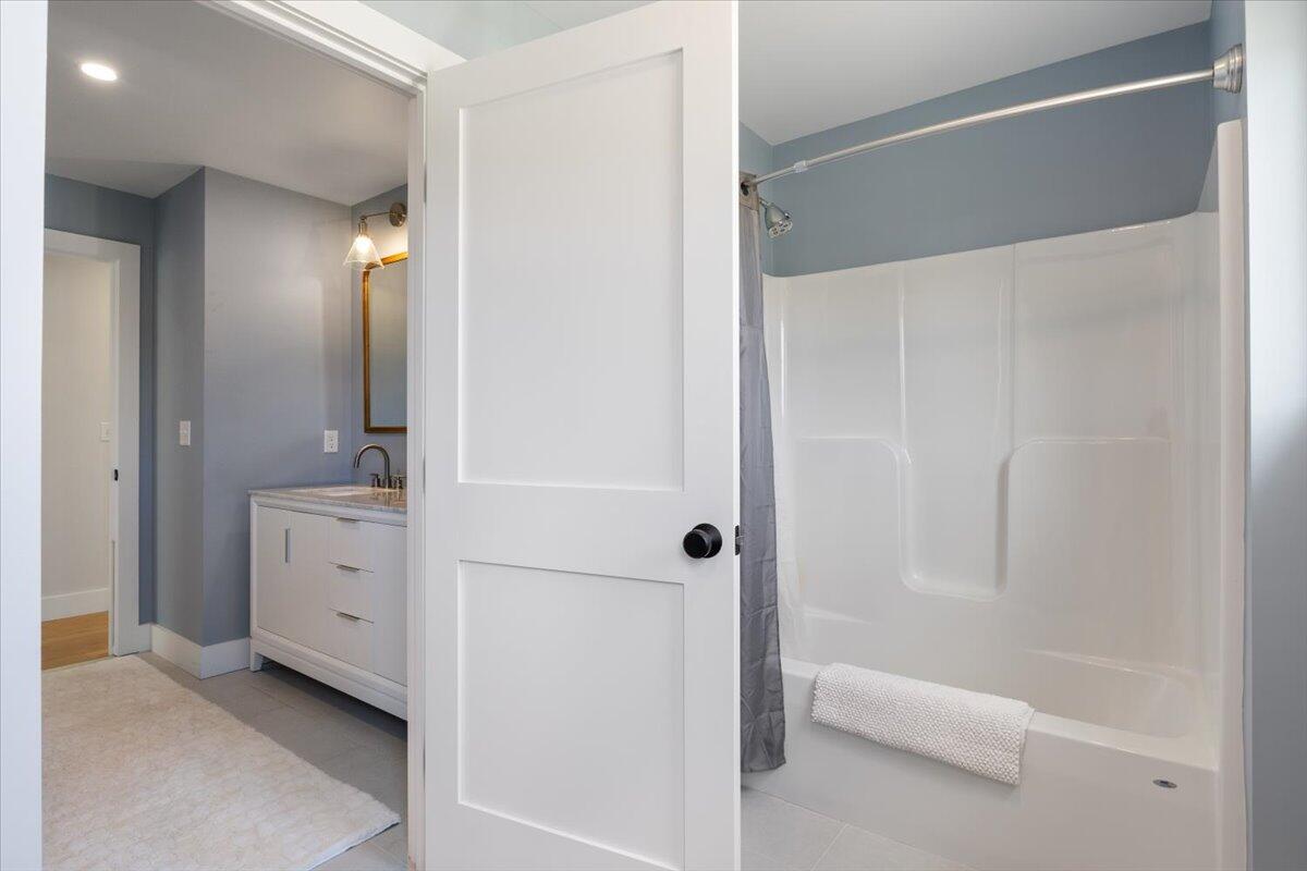 5 Cobblestone Street Falmouth ME 04105