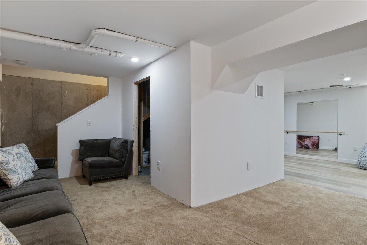 5 Cobblestone Street Falmouth ME 04105