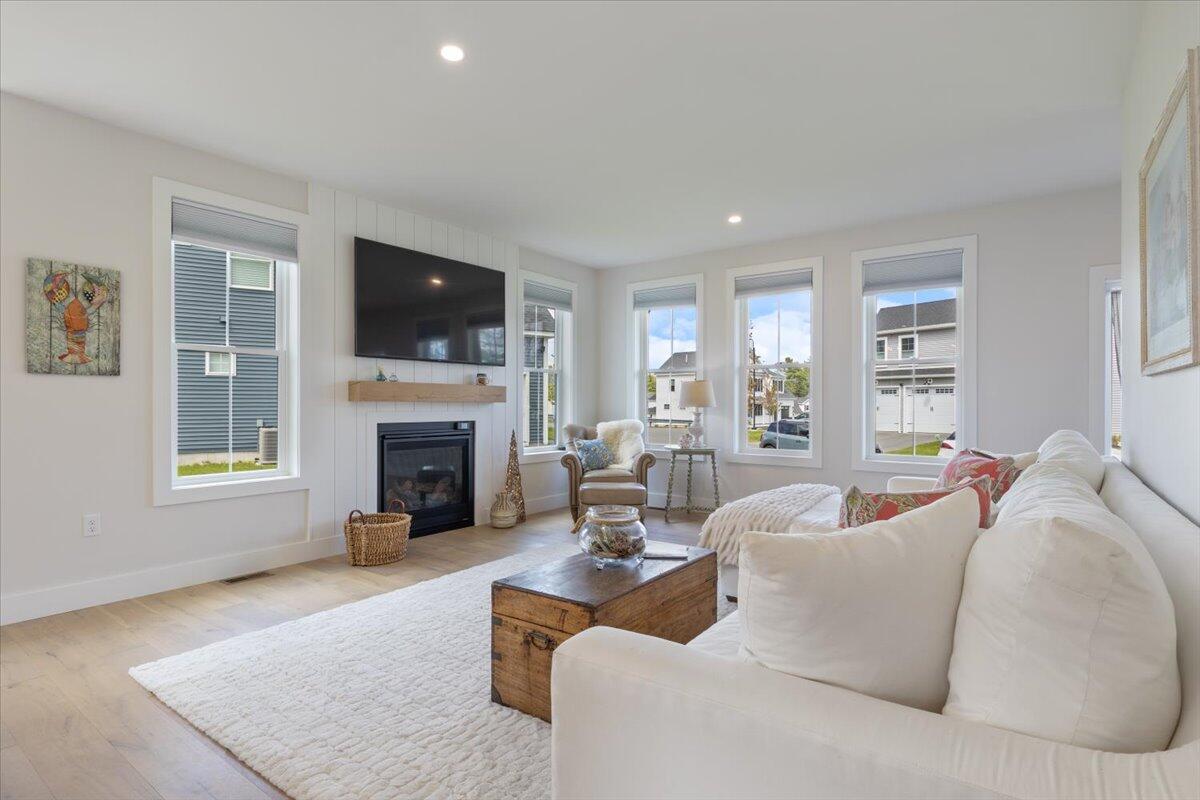 5 Cobblestone Street Falmouth ME 04105