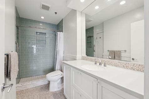 206 Chandlers Wharf Portland ME 04101