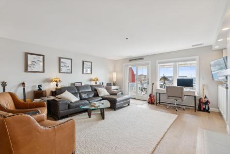 206 Chandlers Wharf Portland ME 04101