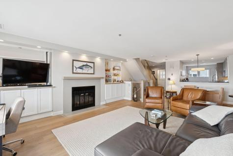 206 Chandlers Wharf Portland ME 04101