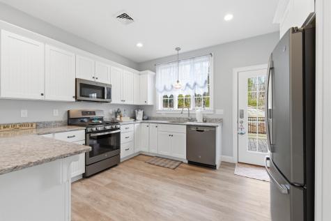 42 Patriot Way Arundel ME 04046