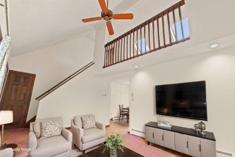 49 Old Carriage Road Auburn ME 04210