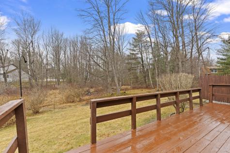 49 Old Carriage Road Auburn ME 04210