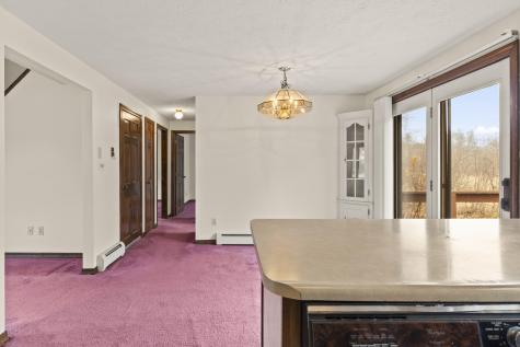 49 Old Carriage Road Auburn ME 04210