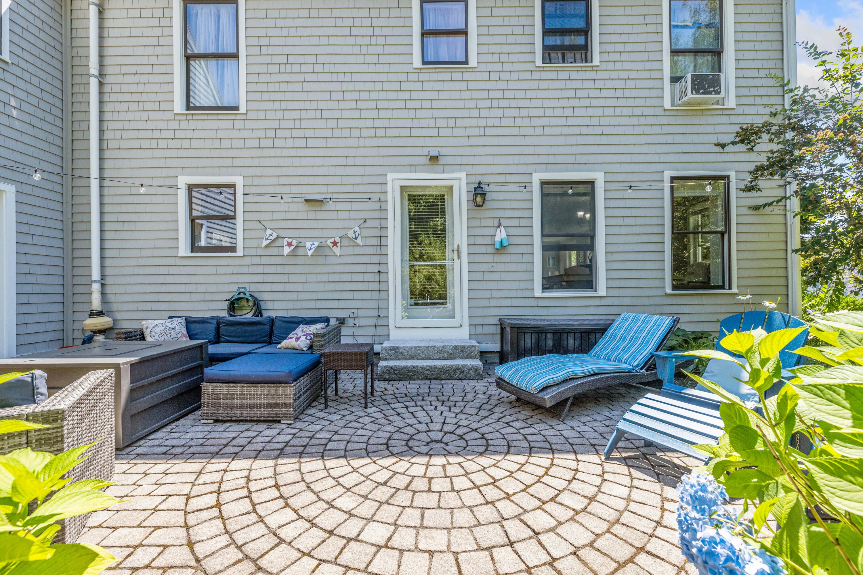 15 Benjamin Hubbard Lane Kennebunk ME 04043